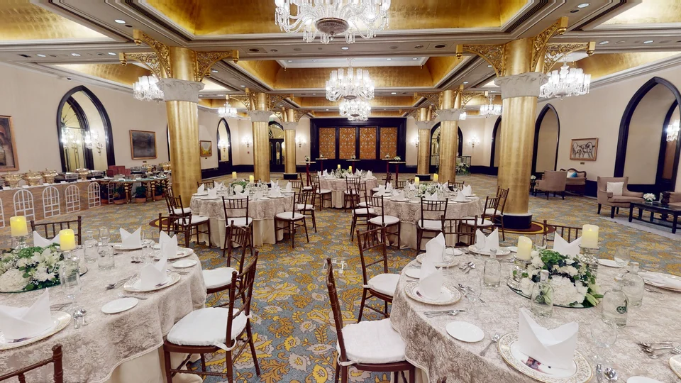 Ballroom-Evening-Setup